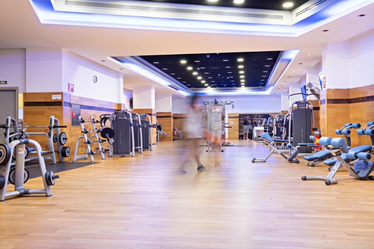 Hotel Envia Almeria Spa & Golf 阿瓜杜尔塞 外观 照片 The gym at the hotel