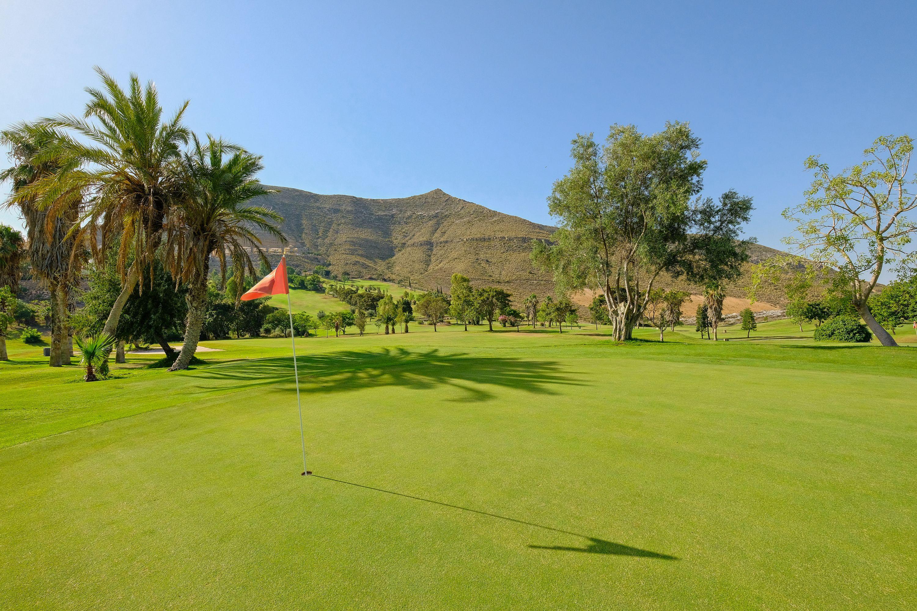 Hotel Envia Almeria Spa & Golf 阿瓜杜尔塞 外观 照片 Golf course in La Quinta